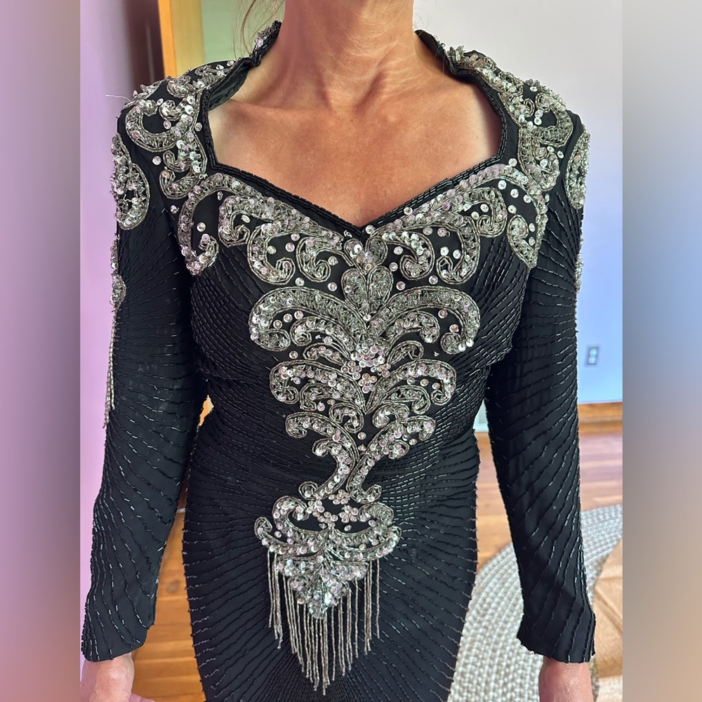Vintage Elegant Black Beaded Women's Dress - Picture 7 of 14